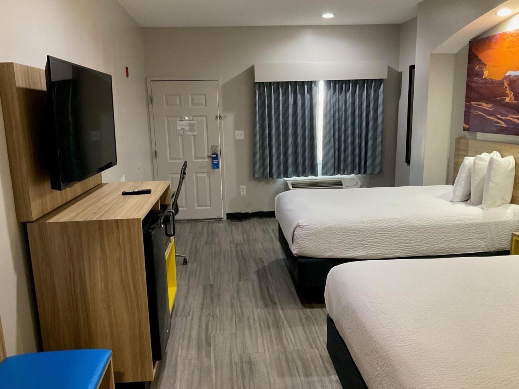Days Inn By Wyndham Humble/Houston Intercontinental Airport Exterior photo