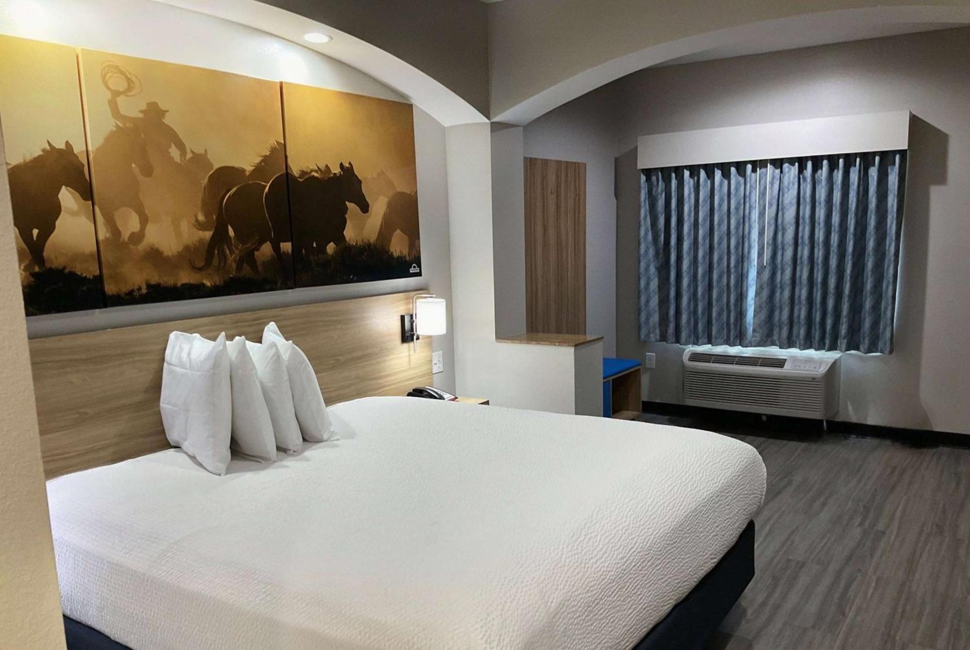 Days Inn By Wyndham Humble/Houston Intercontinental Airport Exterior photo
