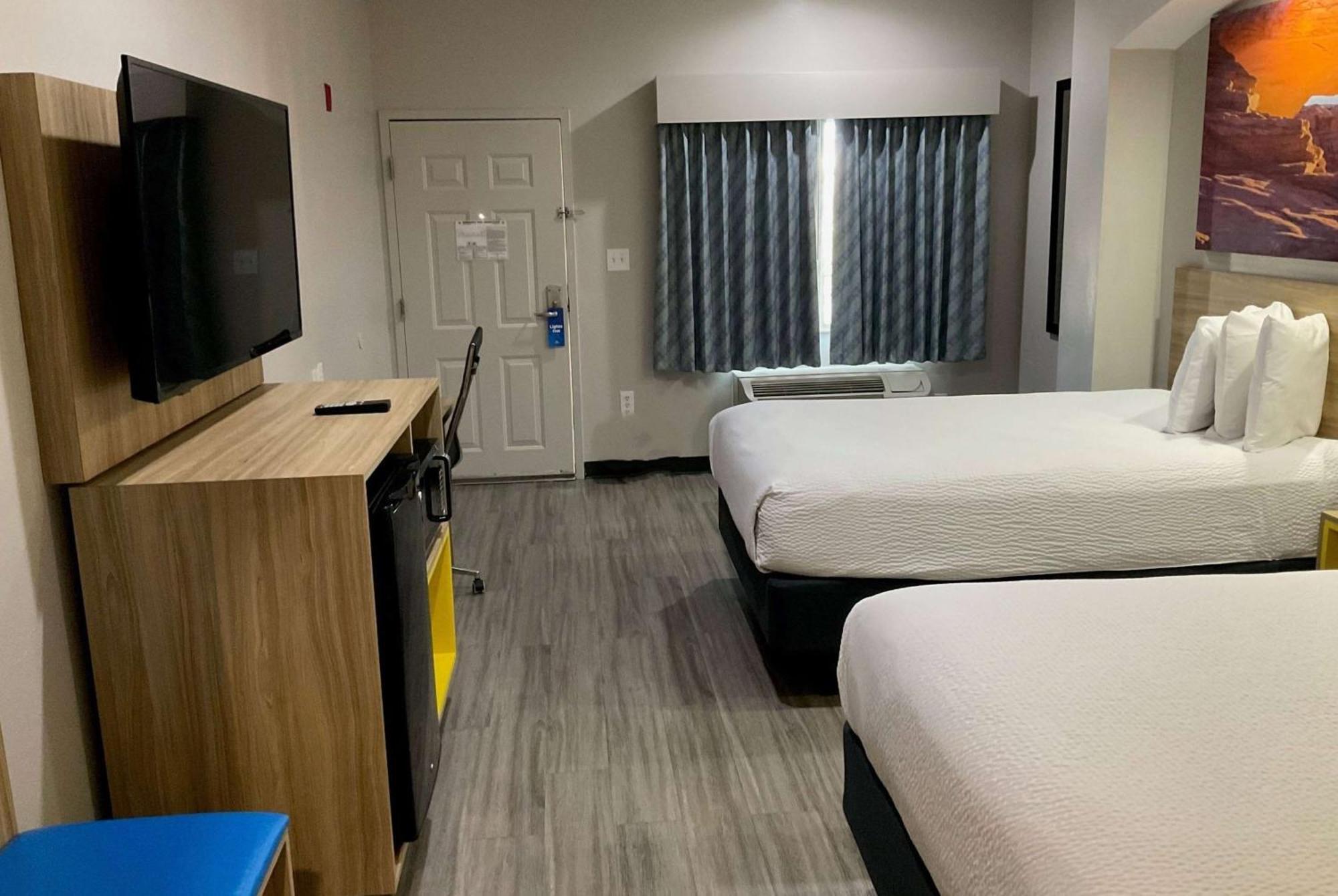 Days Inn By Wyndham Humble/Houston Intercontinental Airport Exterior photo
